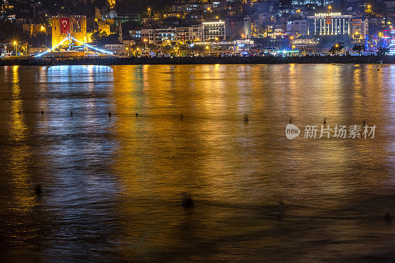 阿拉尼亚/土耳其的夜景